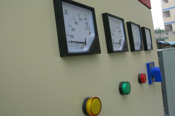 双阳配电柜-3683讲讲配电柜注意事项